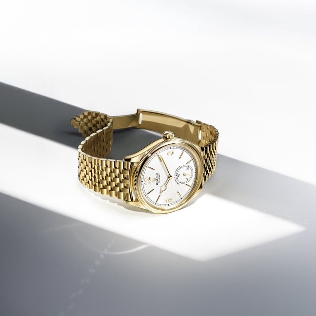 <span class='rolex-lead'>Rolex</span>
