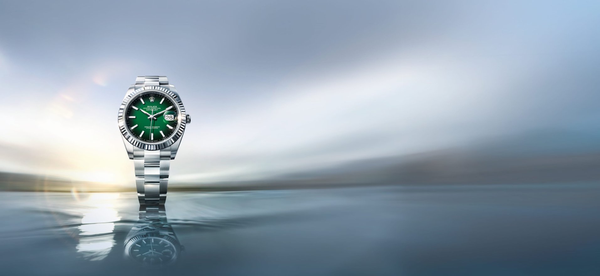 <span class='rolex-lead text-dark'>Rolex</span>