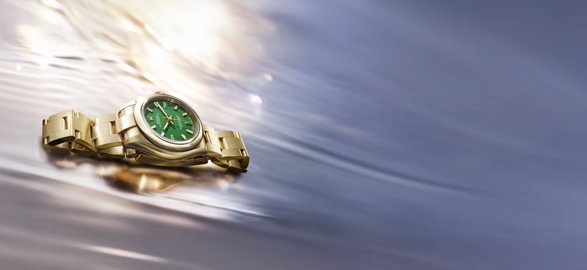 <span class='rolex-lead text-white'>Rolex</span>