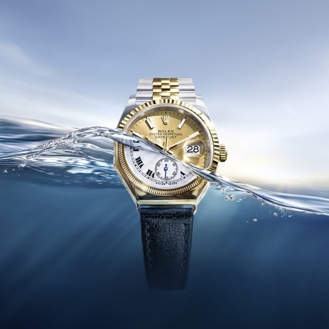<span class='rolex-lead text-white'></span>