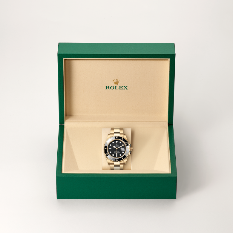 Rolex Submariner Date, Oyster, 41 mm, gult guld, M126618LN-0002