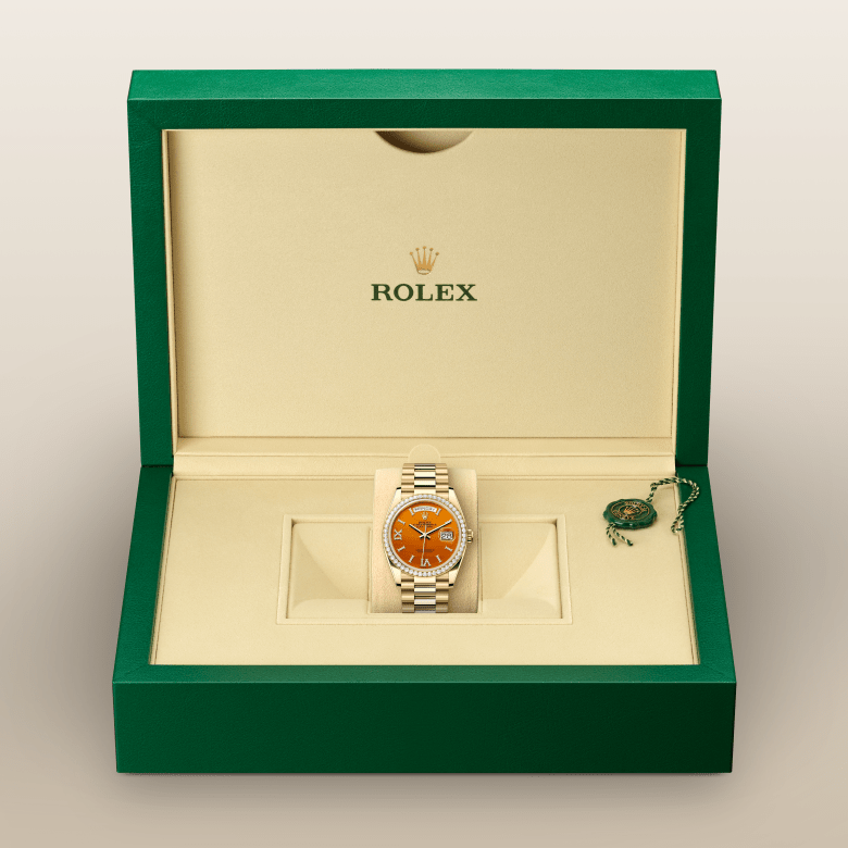 Rolex Day-Date 36, Oyster, 36 mm, guld og diamanter, M128348RBR-0049