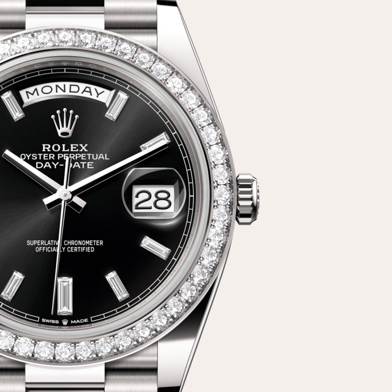 Rolex Day-Date 40, Oyster, 40 mm, hvidguld og diamanter, M228349RBR-0003