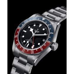  Black Bay GMT